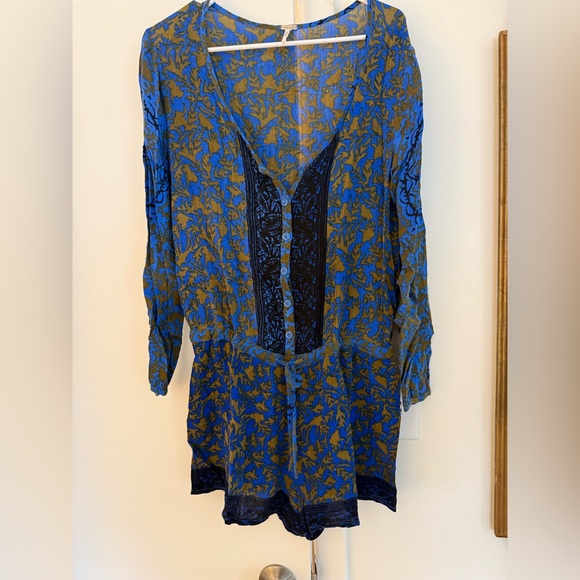 Romper - Picture 1 of 3